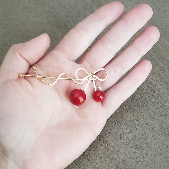 Red Cherry Barrettes Clip Gold Color - Picture 5 of 5